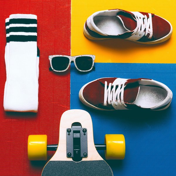 ¿Cuál es la forma más efectiva de practicar los giros en skateboarding para principiantes?